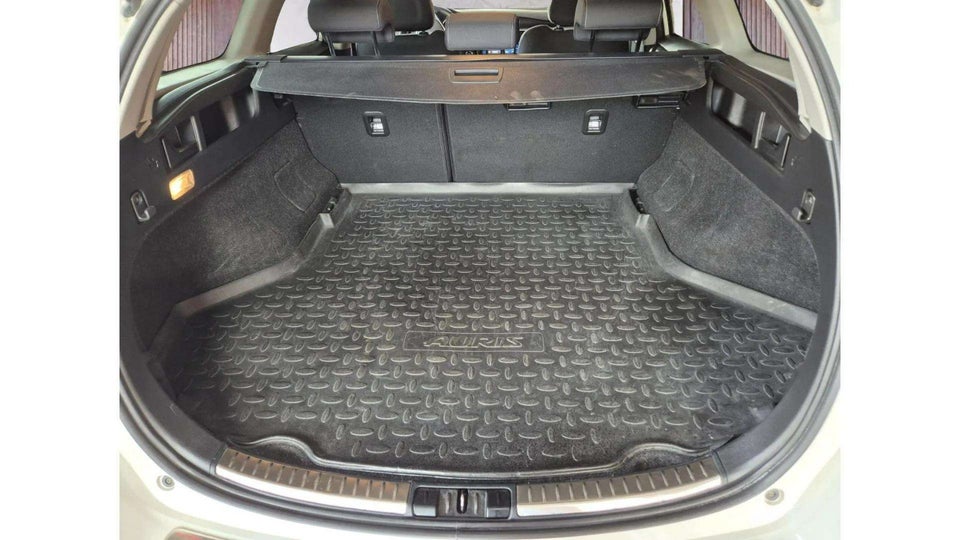 Toyota Auris 1,8 Hybrid H2 Style Touring Sports CVT 5d