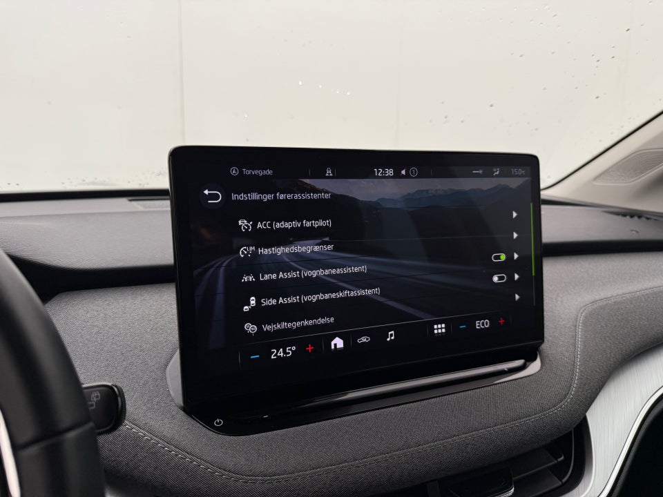 Skoda Enyaq 60 iV Loft 5d