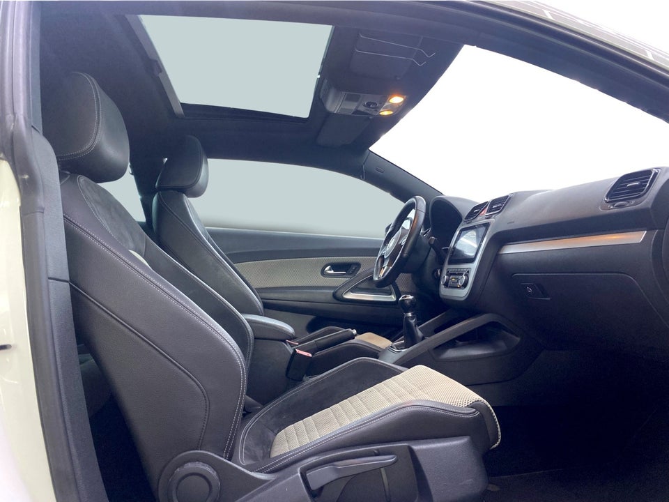 VW Scirocco 1,4 TSi 122 Sport BMT 3d