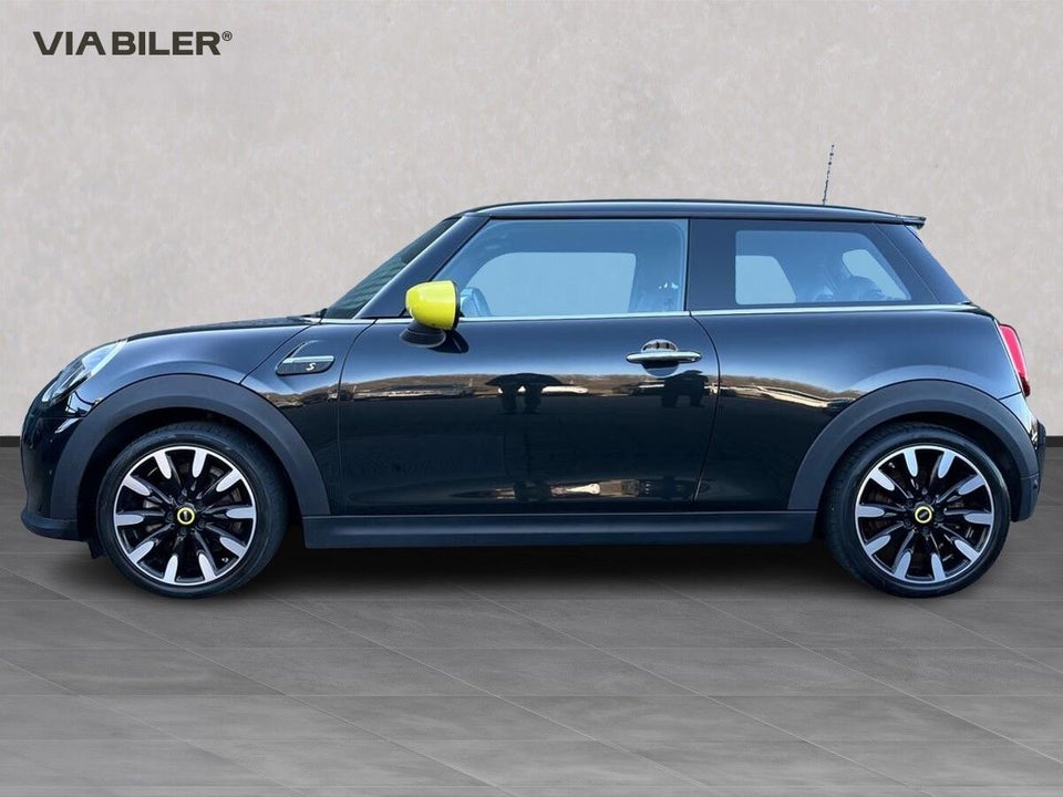 MINI Cooper SE Classic Trim 3d