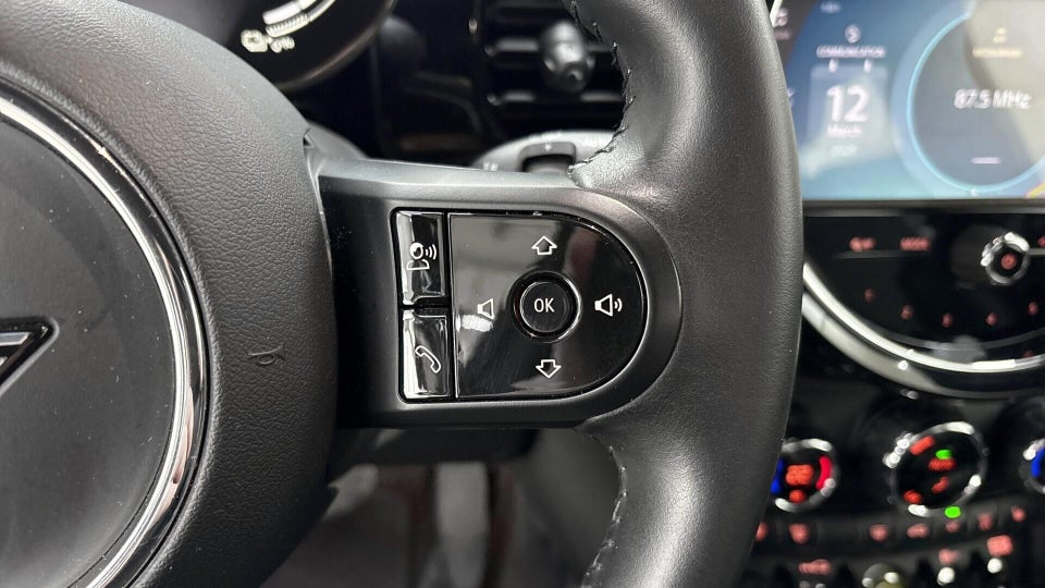 MINI Cooper SE Classic Trim 3d