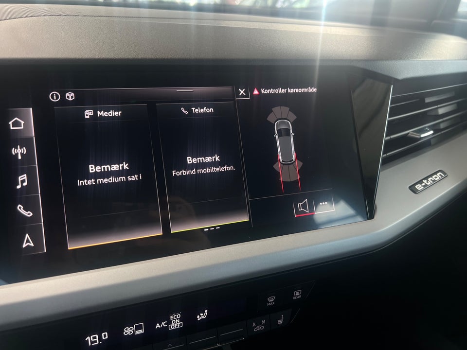 Audi Q4 e-tron 40 Advanced 5d