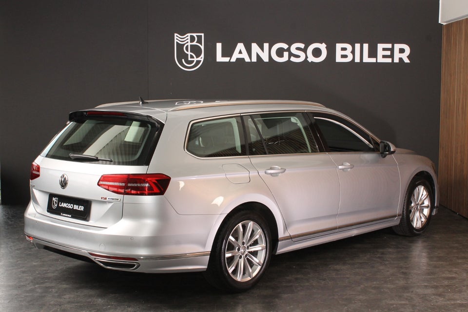 VW Passat 1,8 TSi 180 R-line Variant DSG 5d