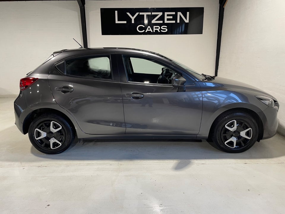 Mazda 2 1,5 e-SkyActive-G Centre-Line 5d