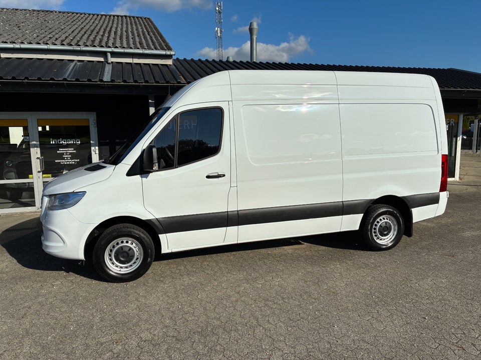 Mercedes Sprinter 317 2,0 CDi A2 Kassevogn aut. RWD