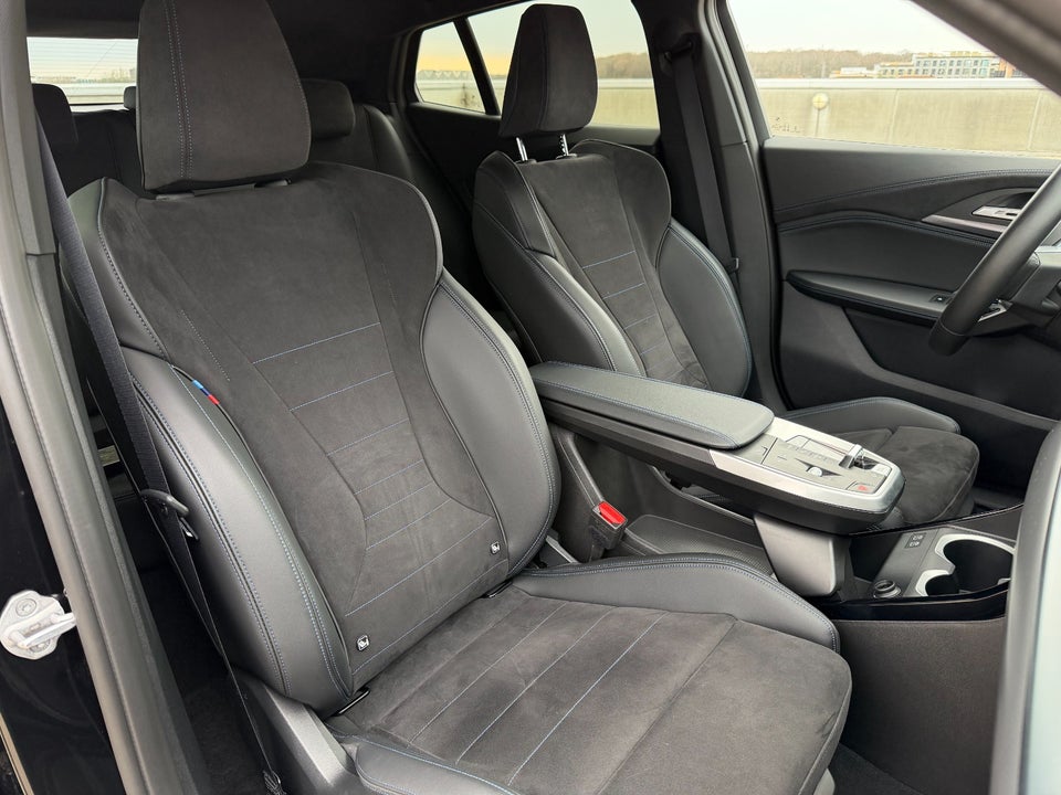 BMW iX2 eDrive20 M-Sport 5d