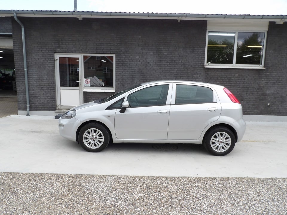 Fiat Punto 0,9 TwinAir 100 Lounge 5d