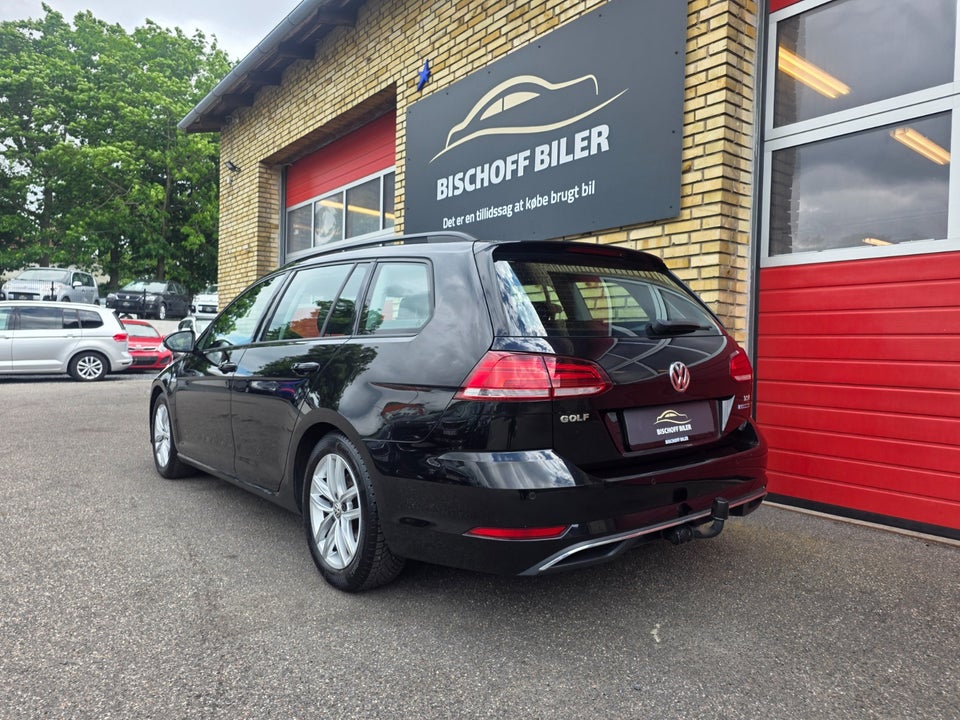 VW Golf VII 1,5 TSi 130 Comfortline Variant 5d