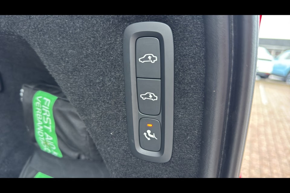 Volvo XC90 2,0 T8 ReCharge Ultimate Dark aut. AWD 7prs 5d