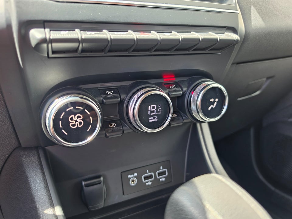 Renault Captur 1,3 TCe 155 Zen EDC 5d