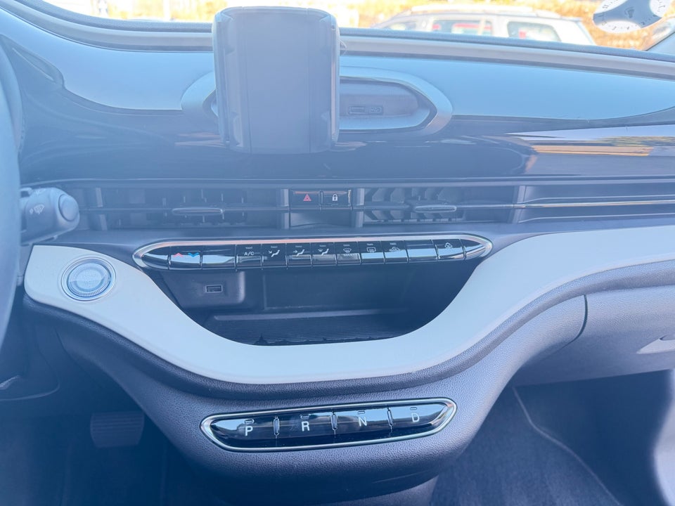 Fiat 500e 24 Action 3d