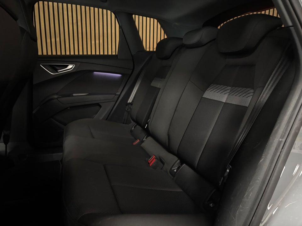 Audi Q4 e-tron 40 Advanced 5d