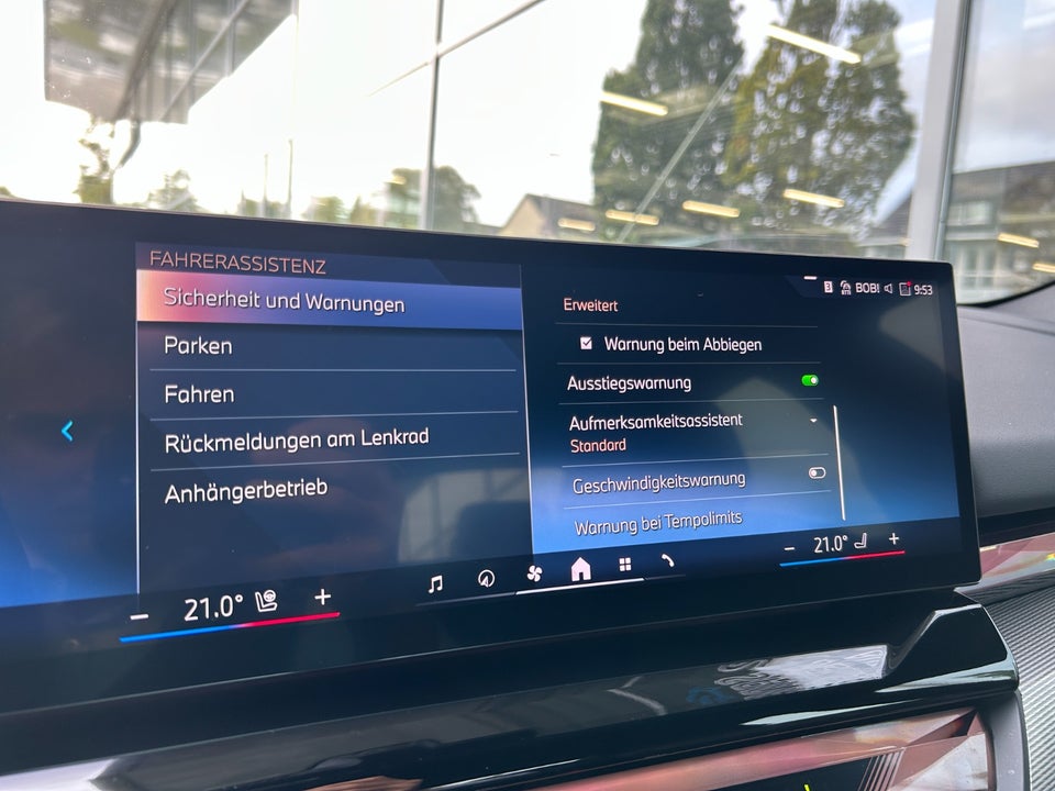 BMW i5 eDrive40 M-Sport 4d