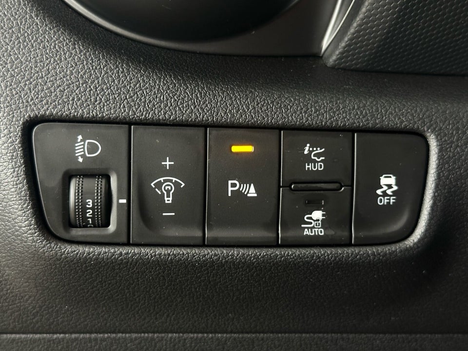 Hyundai Kona 64 EV Ultimate 5d