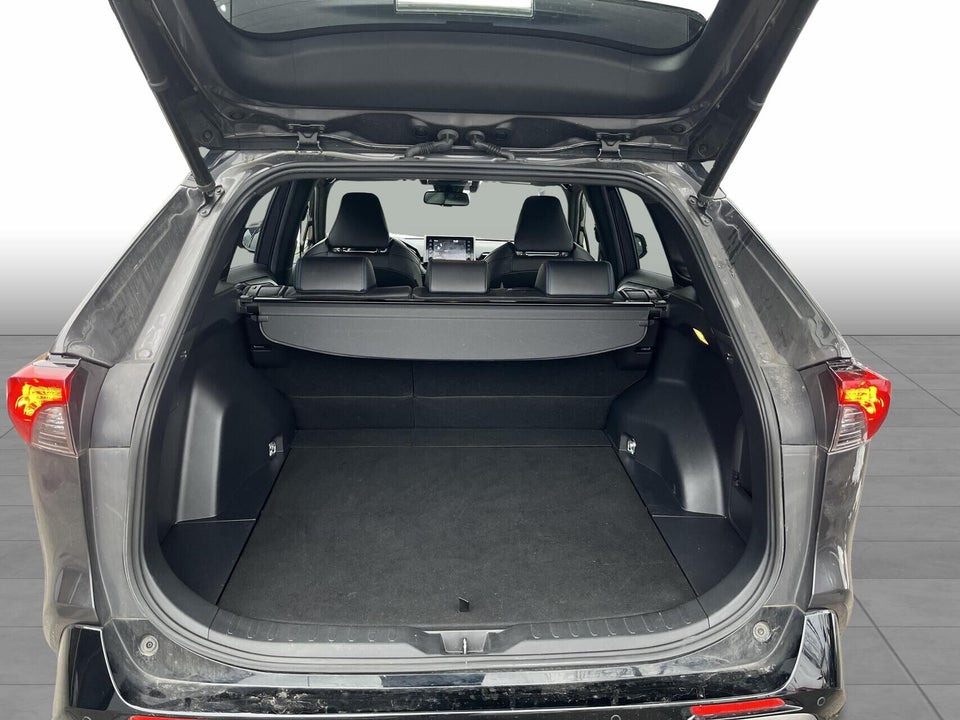 Toyota RAV4 2,5 Hybrid H3 Style MDS 5d