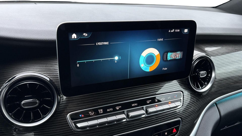 Mercedes EQV300 Avantgarde XL Van