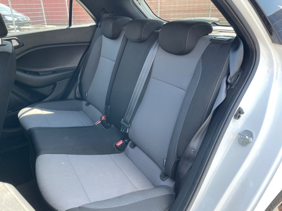 Hyundai i20 1,1 CRDi 75 Trend 5d