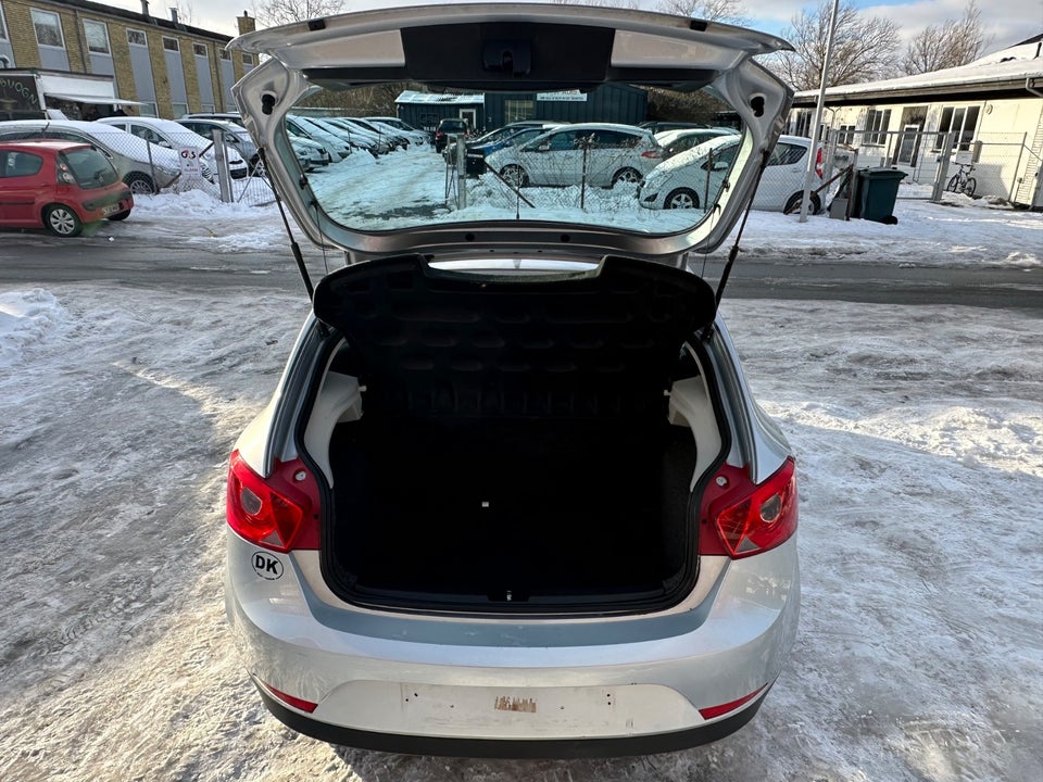 Seat Ibiza 1,4 16V Stylance 5d