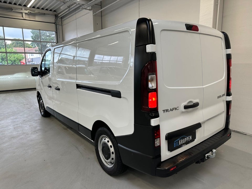 Renault Trafic 2,0 dCi 130 L2H1 Tekno