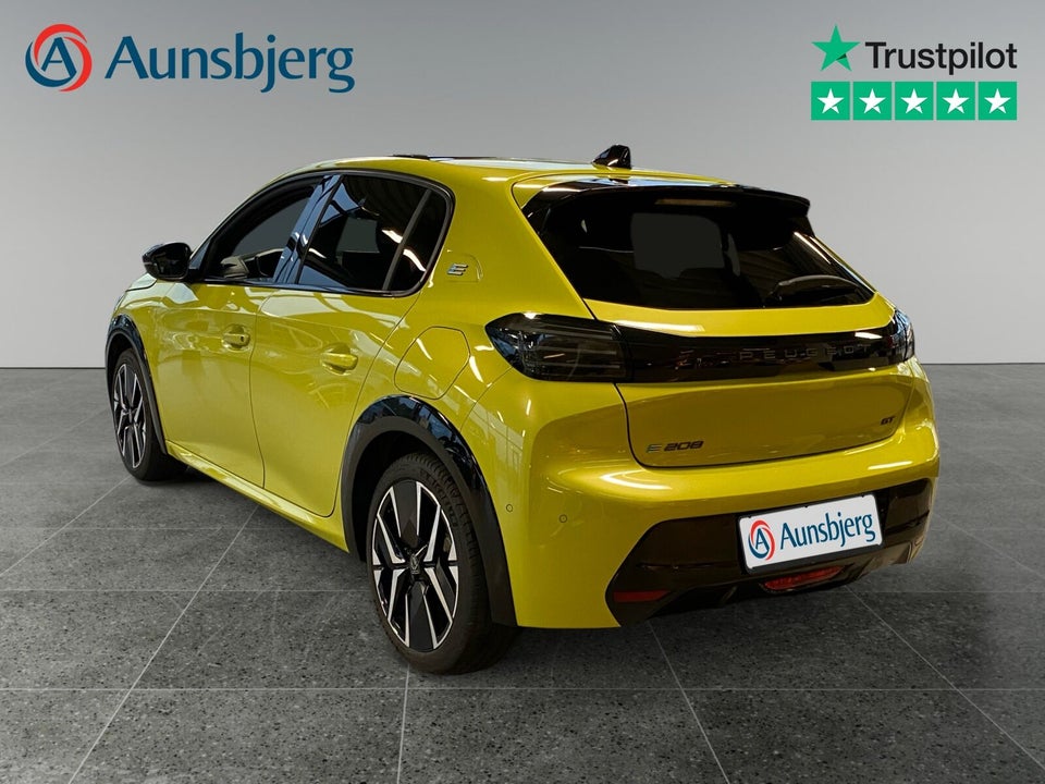 Peugeot e-208 54 GT 5d