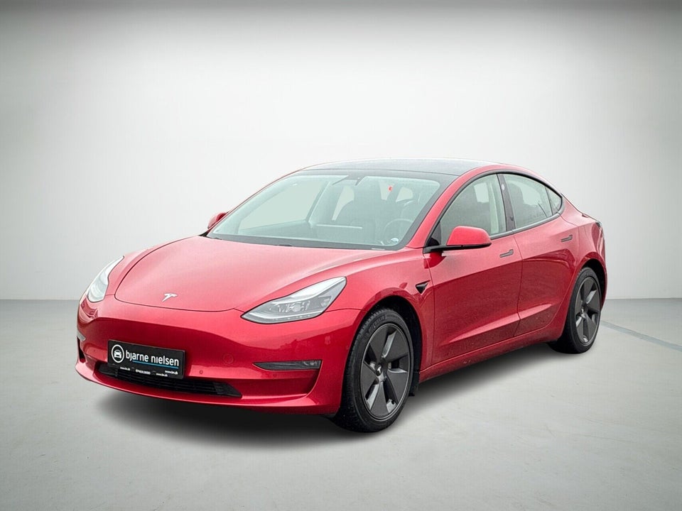 Tesla Model 3 Long Range AWD 4d