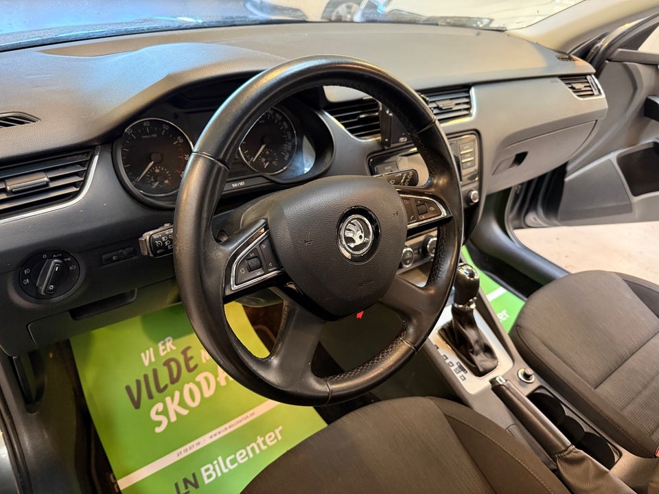 Skoda Octavia 1,4 TSi 140 Elegance Combi DSG 5d