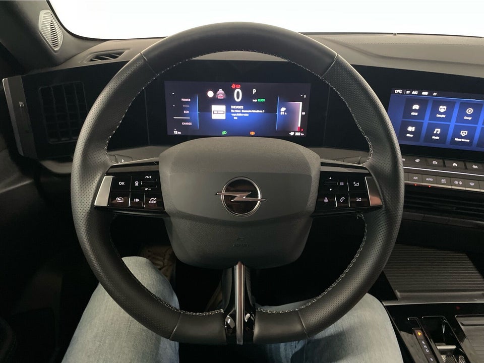 Opel Astra-e 54 GS 5d