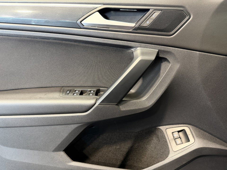 VW Tiguan 1,4 eHybrid Elegance DSG 5d