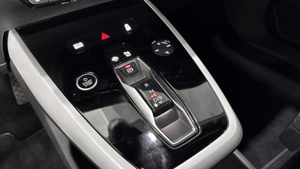 Audi Q4 e-tron 45 Attitude quattro 5d