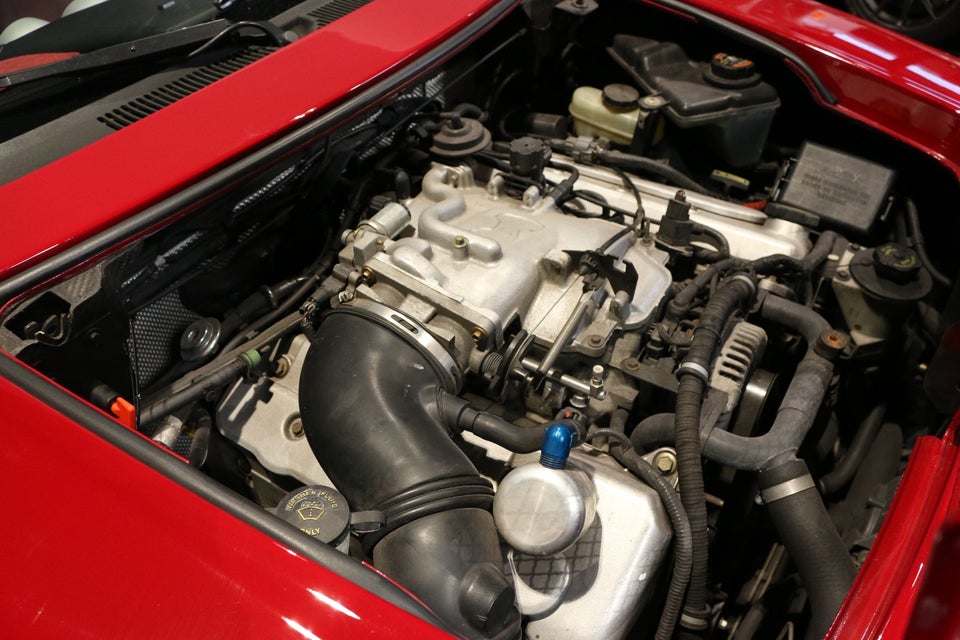 MG SV-R 5,0 V8 Coupé aut. 2d