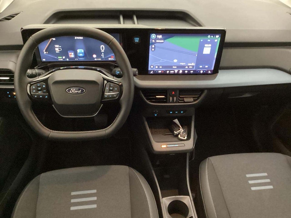Ford E-Tourneo Courier 46 Active