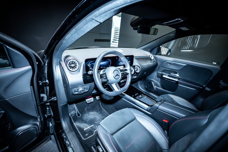 Mercedes EQA350 AMG Advance 4Matic 5d