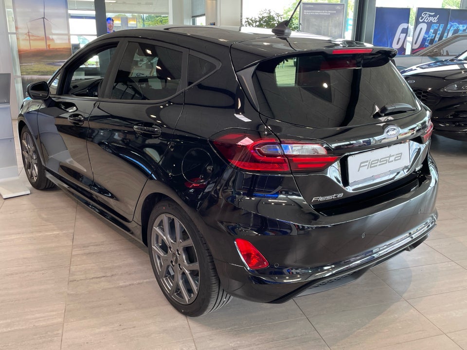 Ford Fiesta 1,0 EcoBoost mHEV ST-Line X 5d