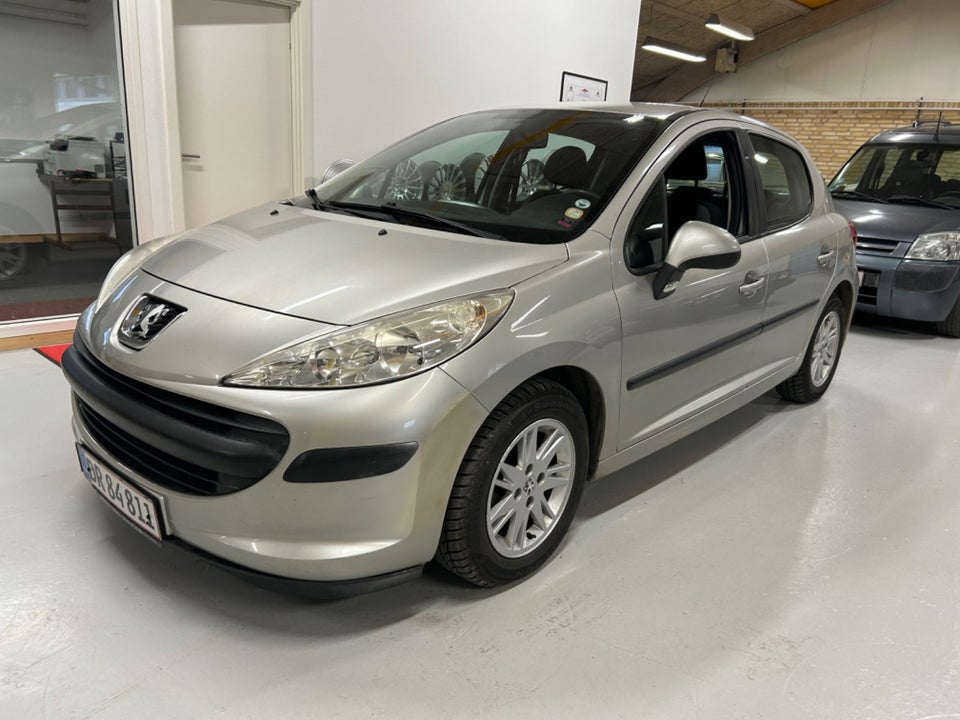 Peugeot 207 1,4 HDi 5d