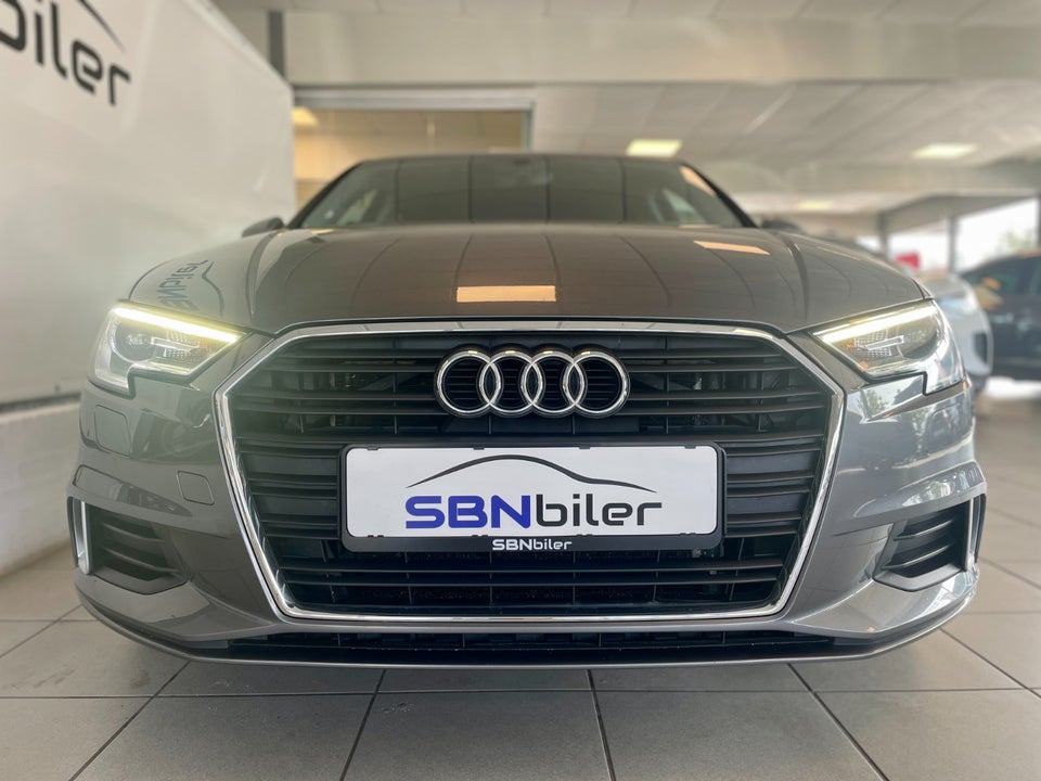 Audi A3 2,0 TDi 150 Sport S-tr. 4d