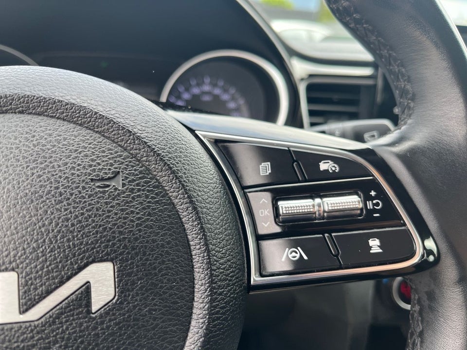 Kia Ceed 1,6 PHEV Prestige SW DCT 5d