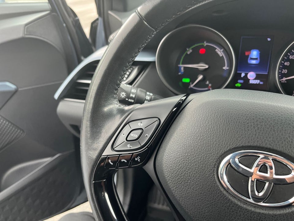 Toyota C-HR 2,0 Hybrid C-LUB Smart CVT 5d