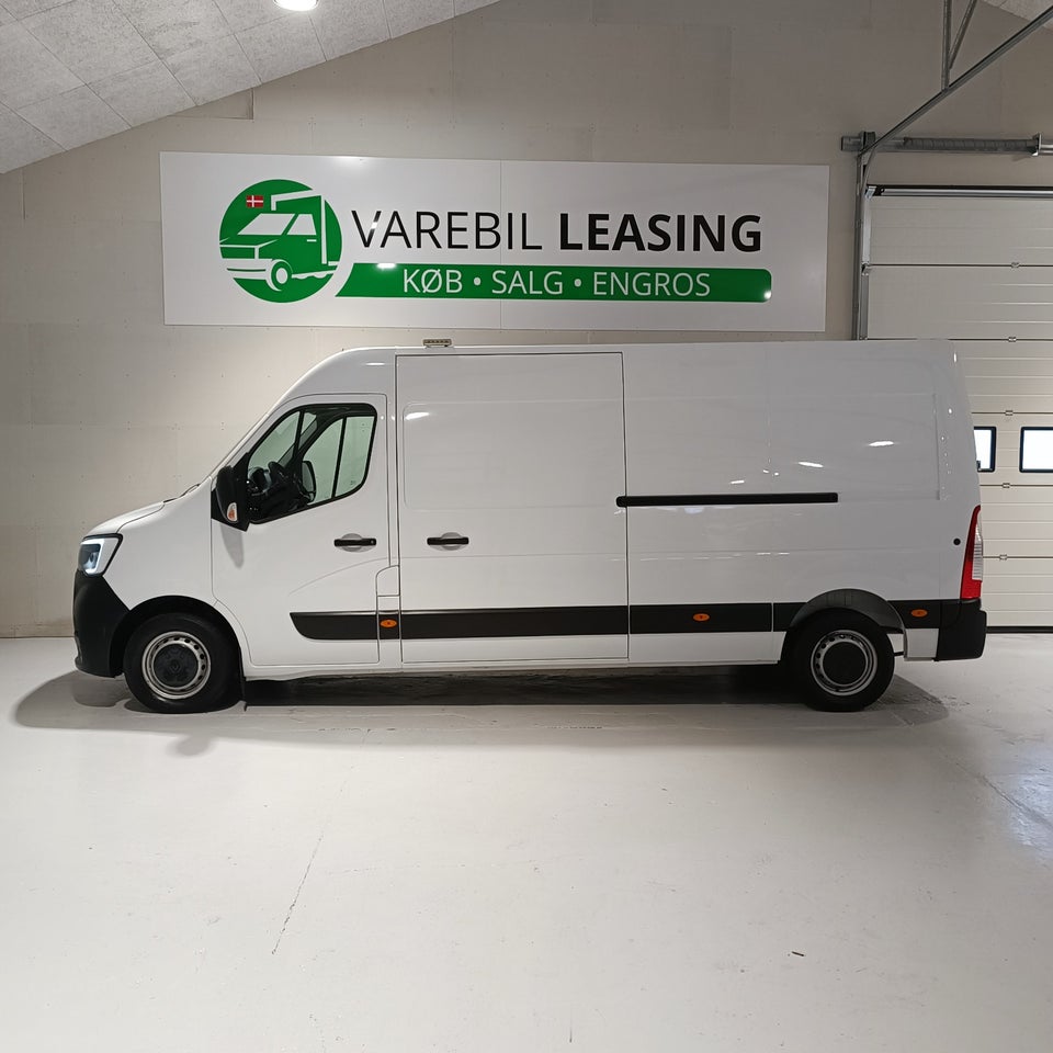 Renault Master IV T35 2,3 dCi 150 L3H2 Kassevogn