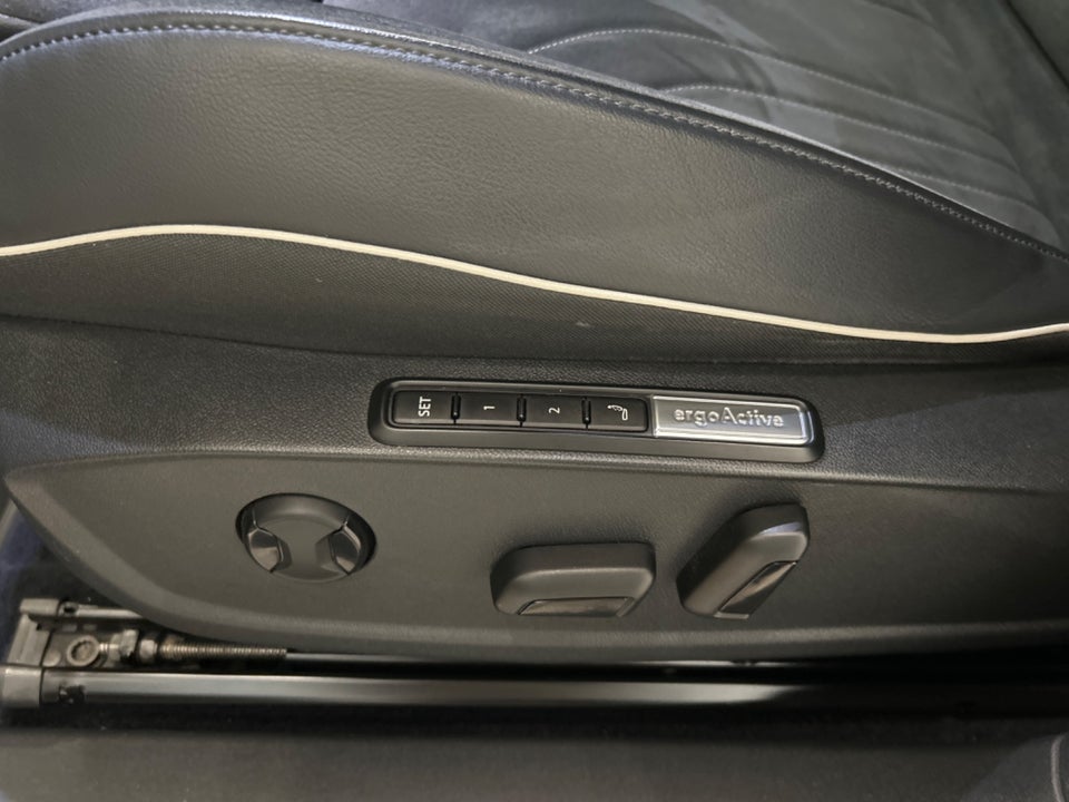 VW ID.4 77 Pro 5d