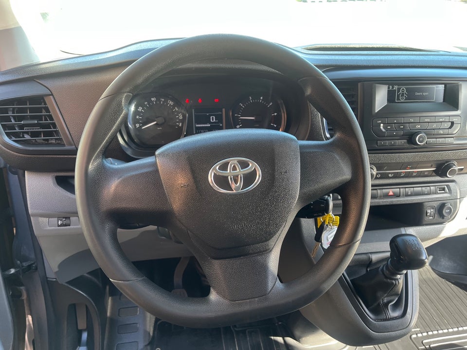 Toyota ProAce 2,0 D 120 Long Comfort 6d