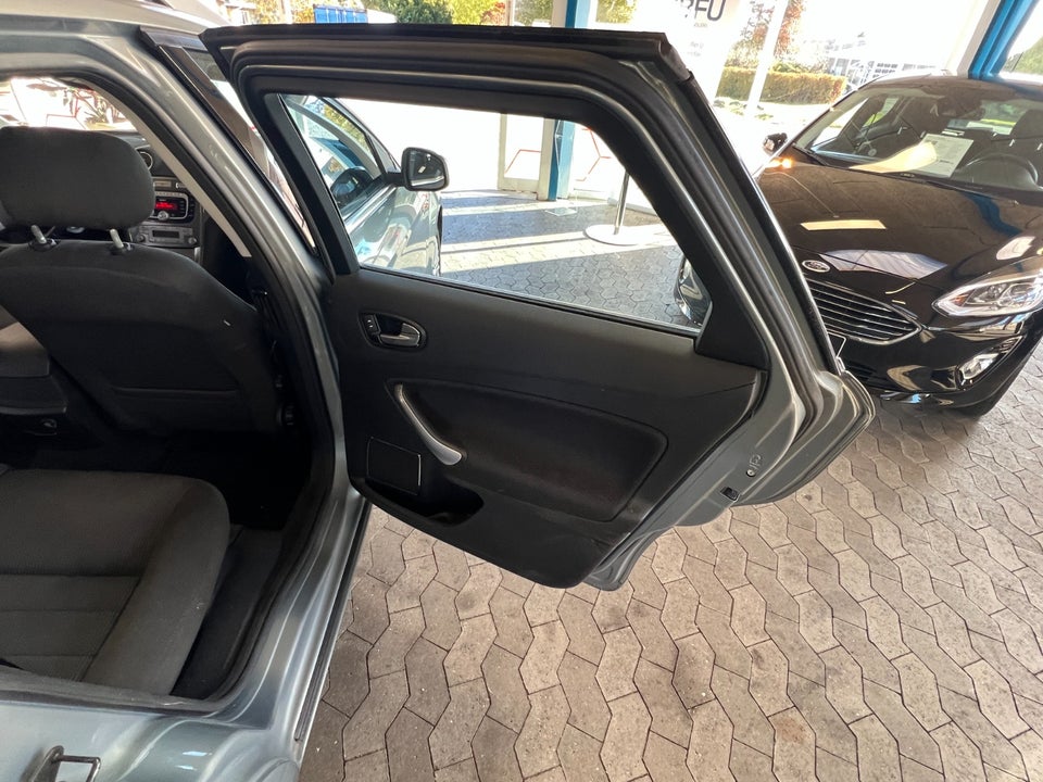 Ford Mondeo 2,0 TDCi 140 Titanium 5d