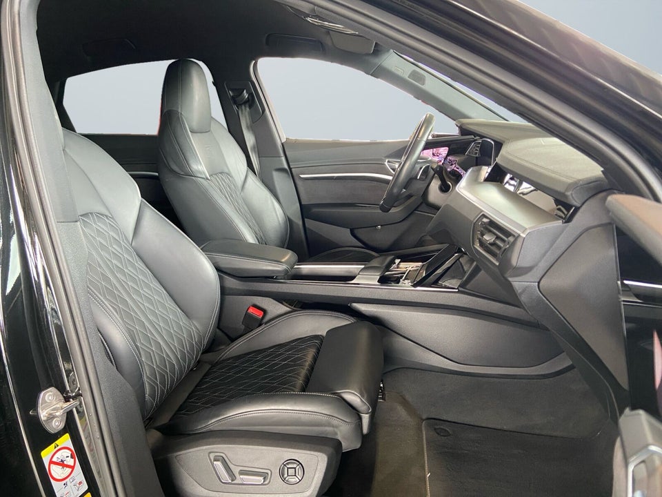 Audi e-tron S Sportback quattro 5d