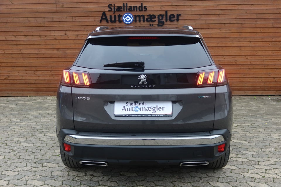 Peugeot 3008 1,6 Hybrid First Selection EAT8 5d