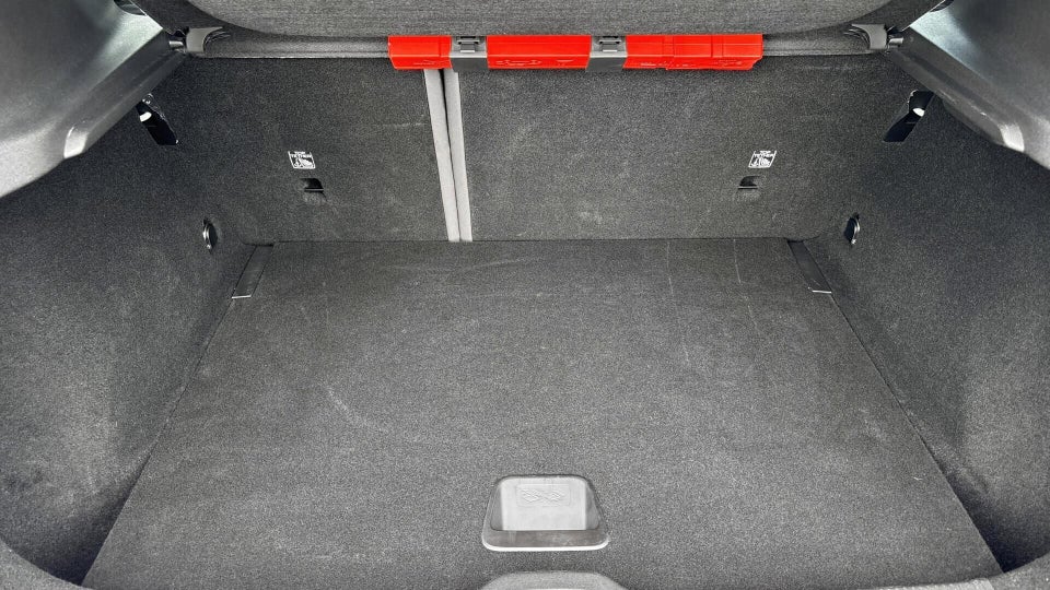 Volvo EX30 Standard Range Plus 5d