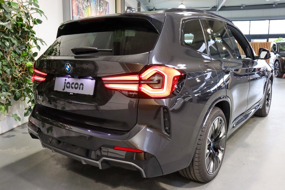 BMW iX3 Charged Plus M-Sport 5d