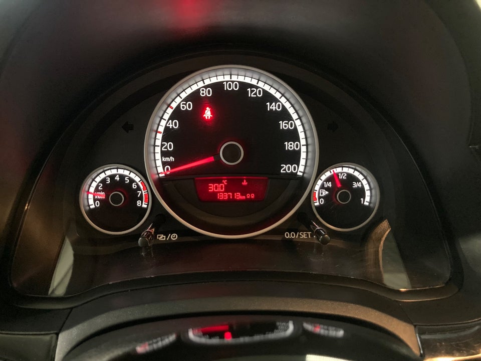 VW Up! 1,0 60 High Up! BMT 5d