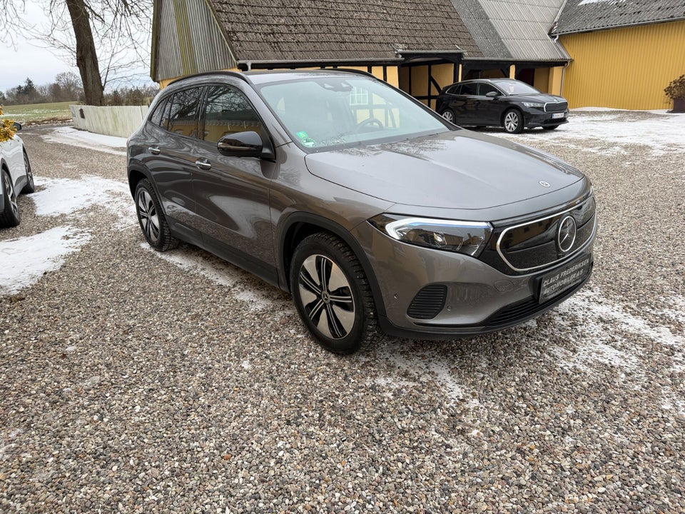 Mercedes EQA250 Progressive 5d