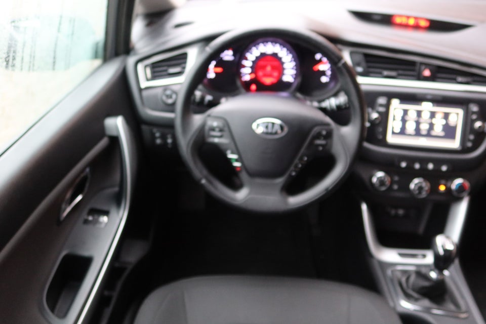 Kia Ceed 1,0 T-GDi Attraction 5d