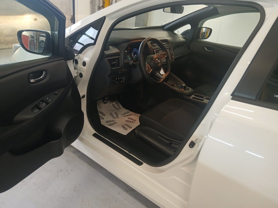 Nissan Leaf 39 Acenta 5d