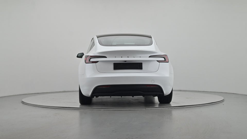 Tesla Model 3 RWD 4d